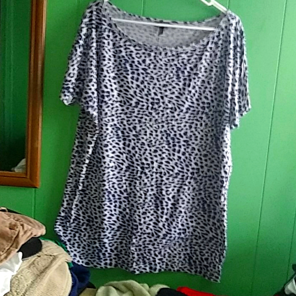 ❤5 for $25❤ Victoria Secrets blouse